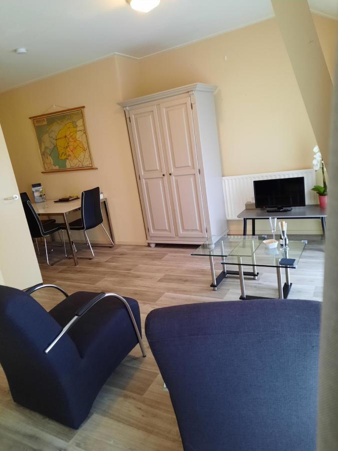 Logement 'De Witte Klok' Oude Bildtzijl Экстерьер фото